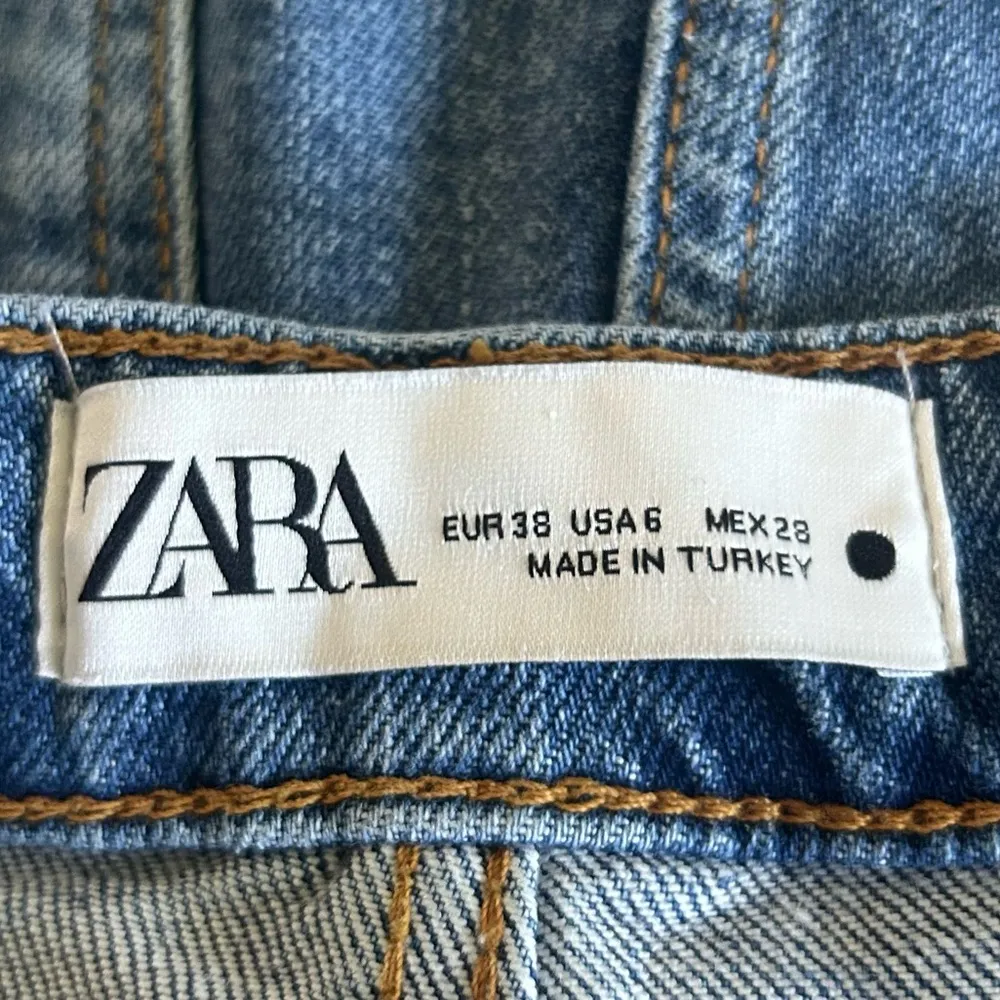 Zara The 90’s Slim Denim Blue Jeans Size 6 - Image 5