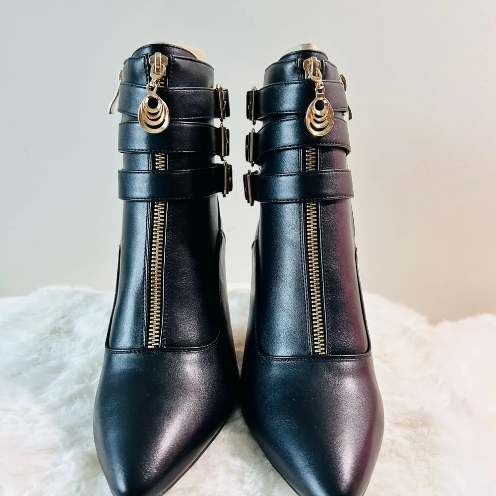 Buckle Strap Ankle Boots w/ Zipper Black Size 9 - Image 2