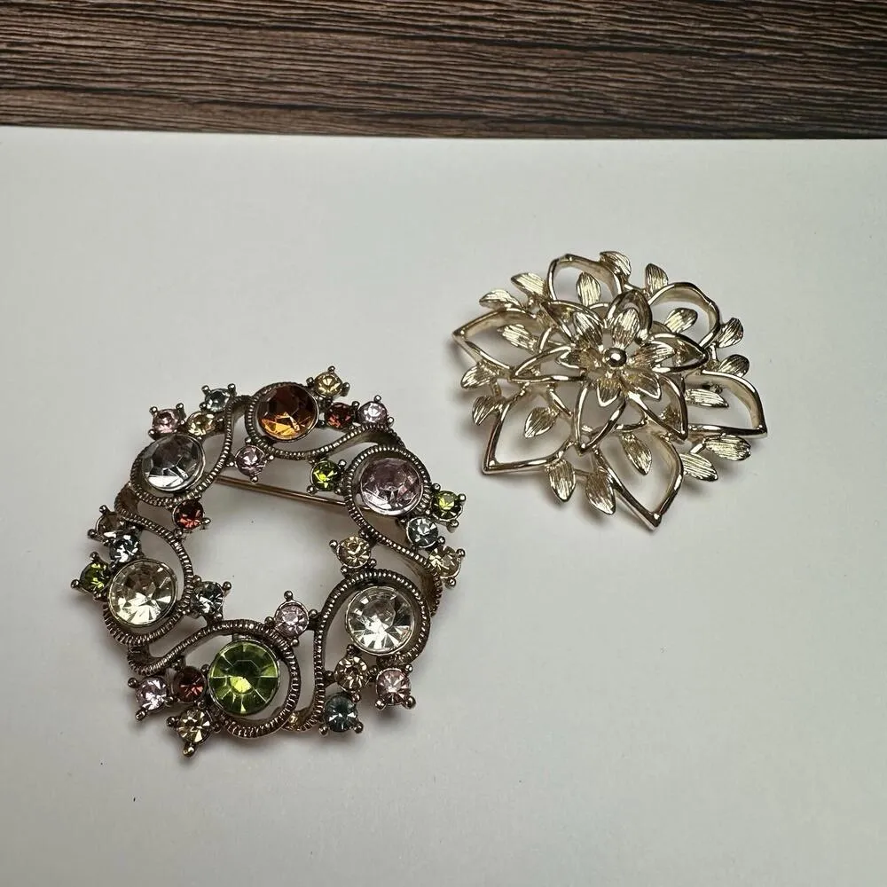 Monet Round Wreath / Sarah Coventry Flower Lot Of 2 Brooch Pin GoldTone Gold - Image 2