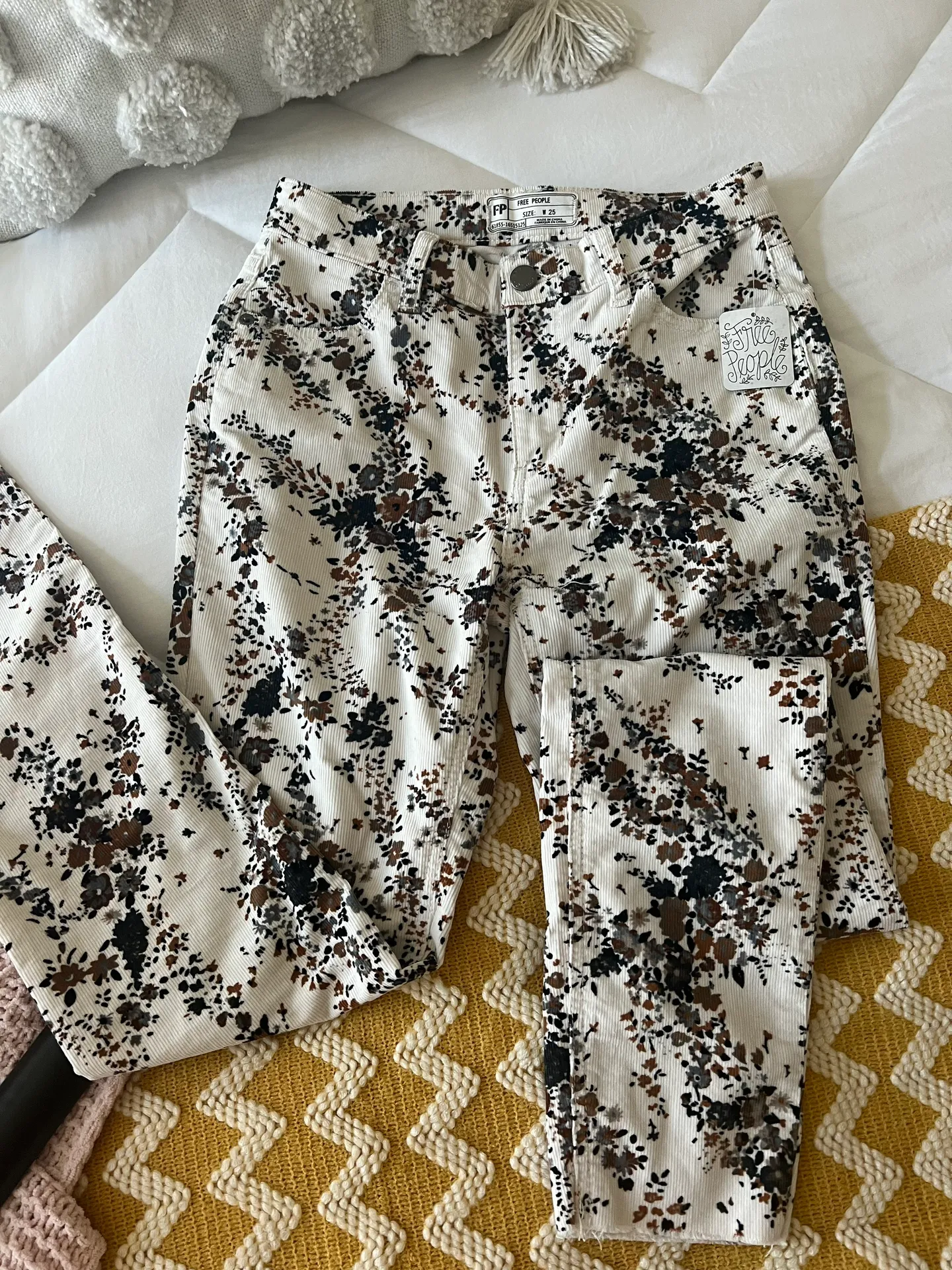 Corduroy Pattered Pants  - Image 5