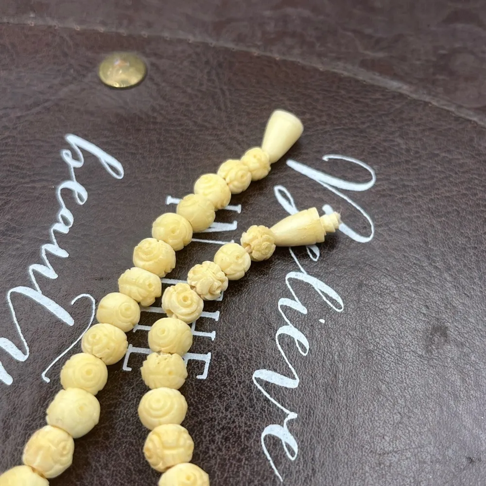 Vintage Carved Bone Bead Necklace Boho Floral 21 inch Statement Jewelry - Image 6