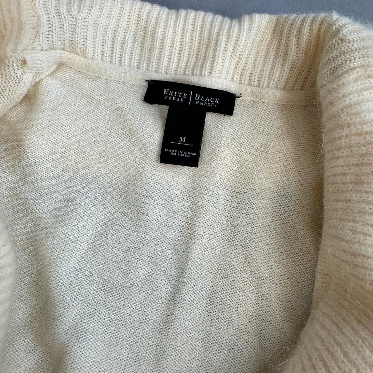 White House Black Market Shawl With Furry Collar - Image 7