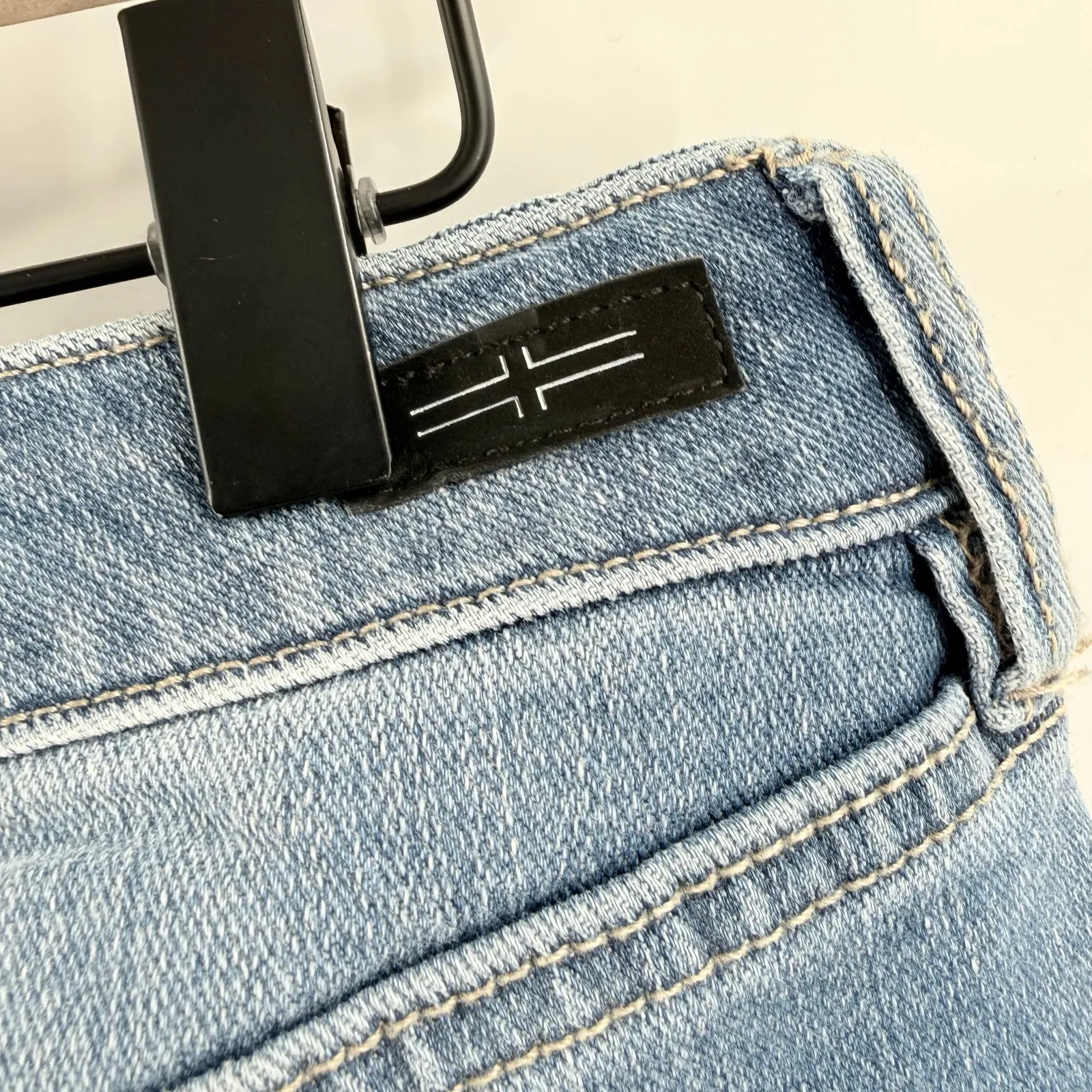 Liverpool Jeans Women's SZ 4/27 NWT Marley Girlfriend North Beach Denim Distress - Image 6