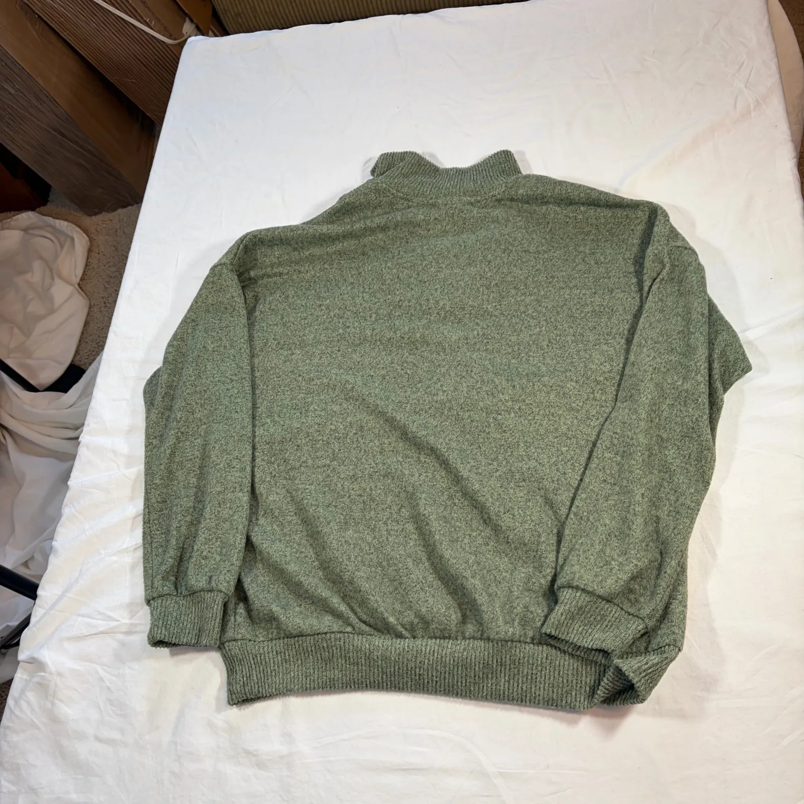 Janet Chung green quarter zip sweater. M Mock neck front pocket 3/4 sleeve. Soft - Image 2