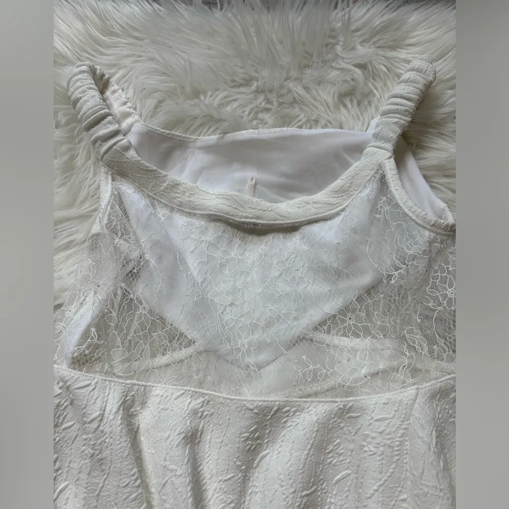 Brooklyn Mini Lace Dress - Image 5