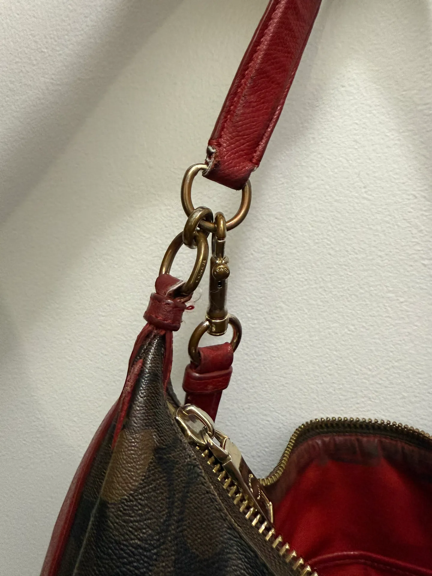 Signature Stripe Crossbody Bag - Image 7