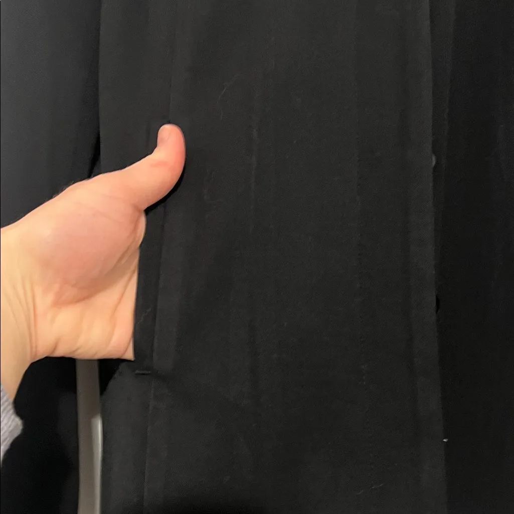 The limited Classic Black Women's blazer and skirt set sz S/6 - Image 4