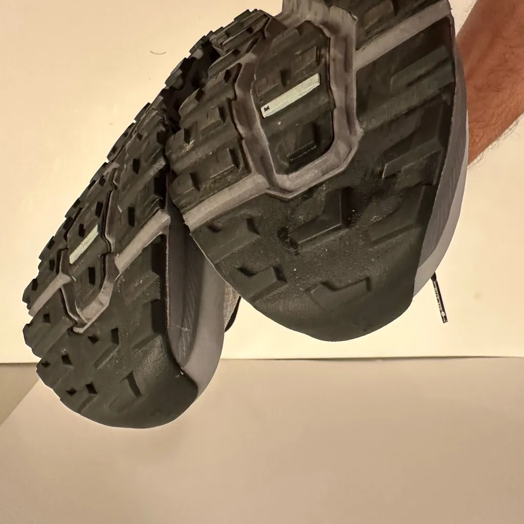 ON Women's Cloudvista 'Alloy Black' Running Sneaker Size 9.5 Gray - Image 11