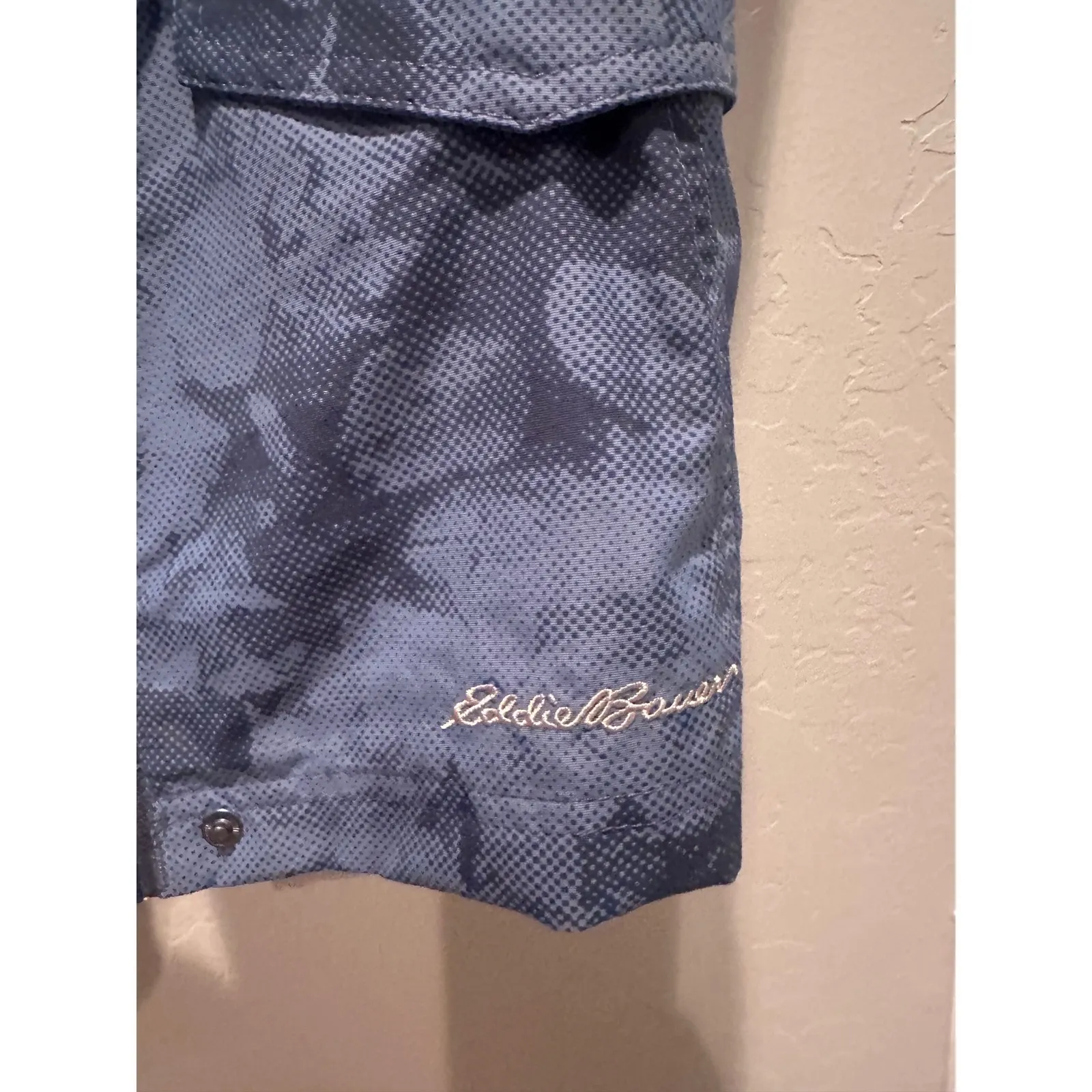 Eddie Bauer Women's Blue Camo Nylon Full Zip Vest XS Outdoor Hiking Active - Image 5