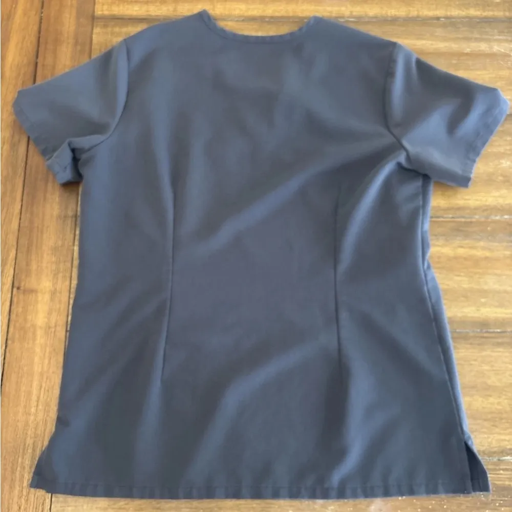 Figs Technical Collection Scrub Top Gray Size Small Style 1000211 - Image 8