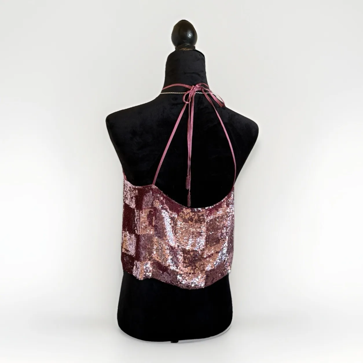 Retrofete NWT Nelly Halter Tank Top Pink‎ Sequin Halter Party Size Small Pink - Image 2