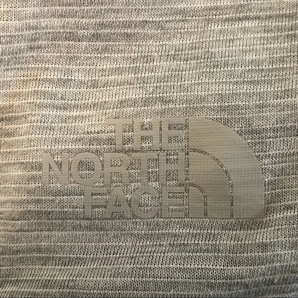 The North Face Women’s Long Sleeve Hooded T-Shirt - Image 10