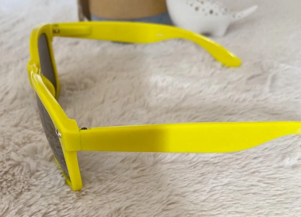Yellow Sunglasses - Image 2