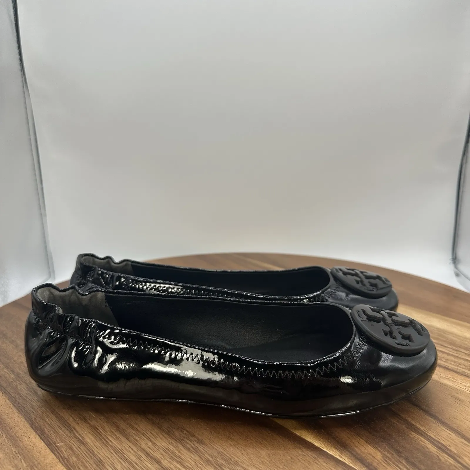 NIB Tory Burch Minnie Travel Ballet‎ Flats Black Patent Leather Logo Women's 6M - Image 5