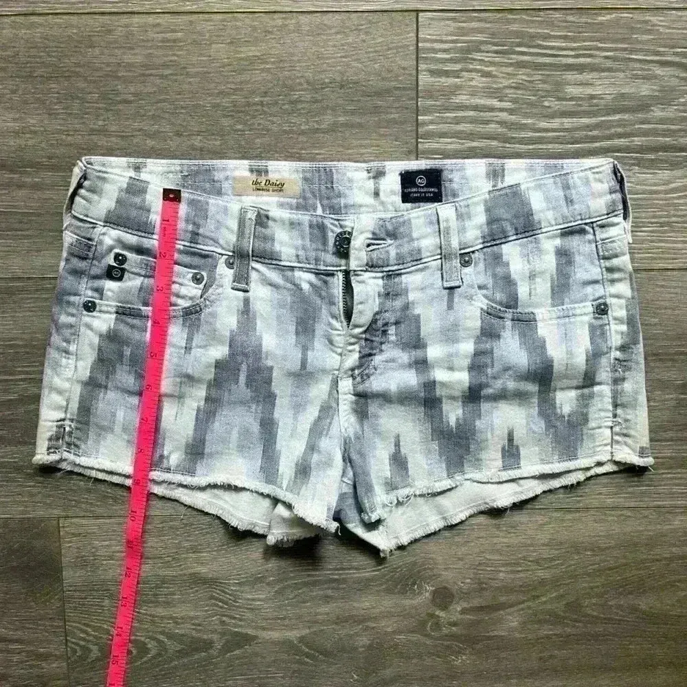 AG by Adriano Goldschmied the Daisy Low Rise Denim Short Size 28 - Image 10