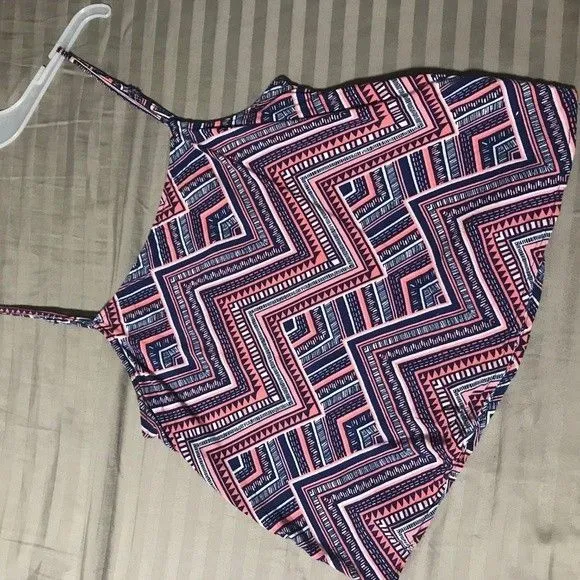 Divided H&M Aztec Patterned Blue, Pink and Purple Crop Top Tank Top Size 2 - Image 6