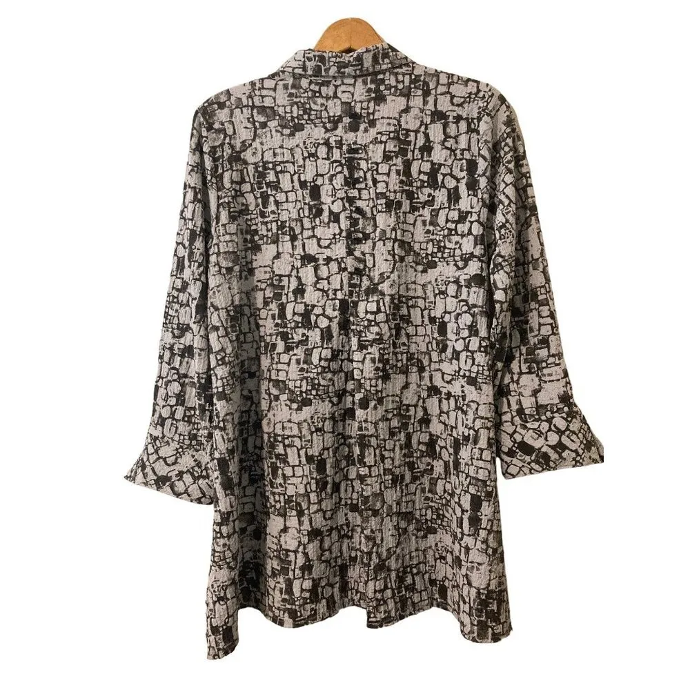 Habitat Women's Textured Fun Button Down High Low Shirt Collar Multi Grey Small - Image 4