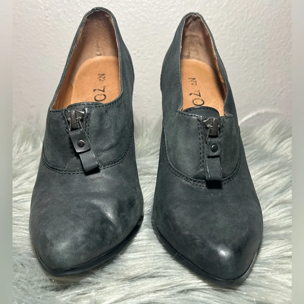 Anthropologie No. 704 B Dark Green Leather Block Heeled Pointed Toe Holt Booties - Image 3