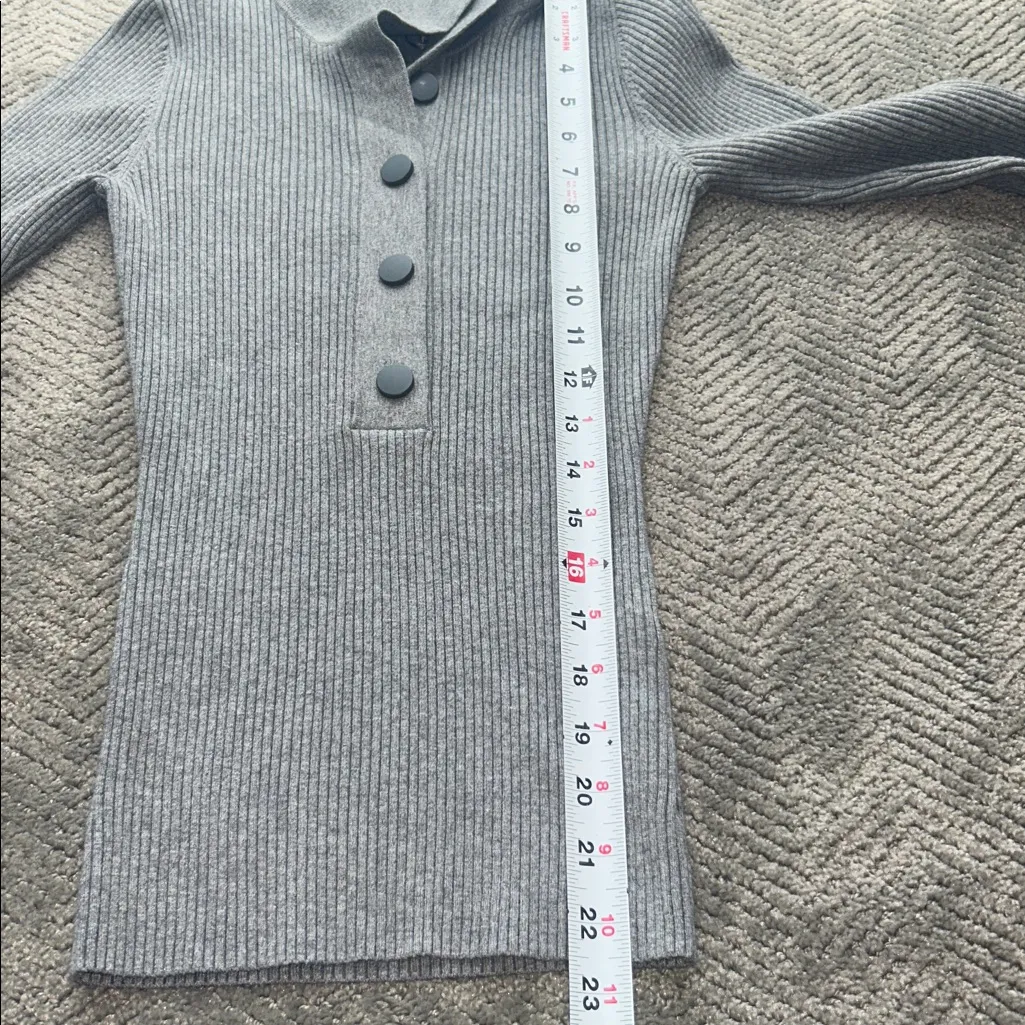 Reiss Grey Ribbed Knit Polo Top Button Front Long Sleeve Size S Gray - Image 11