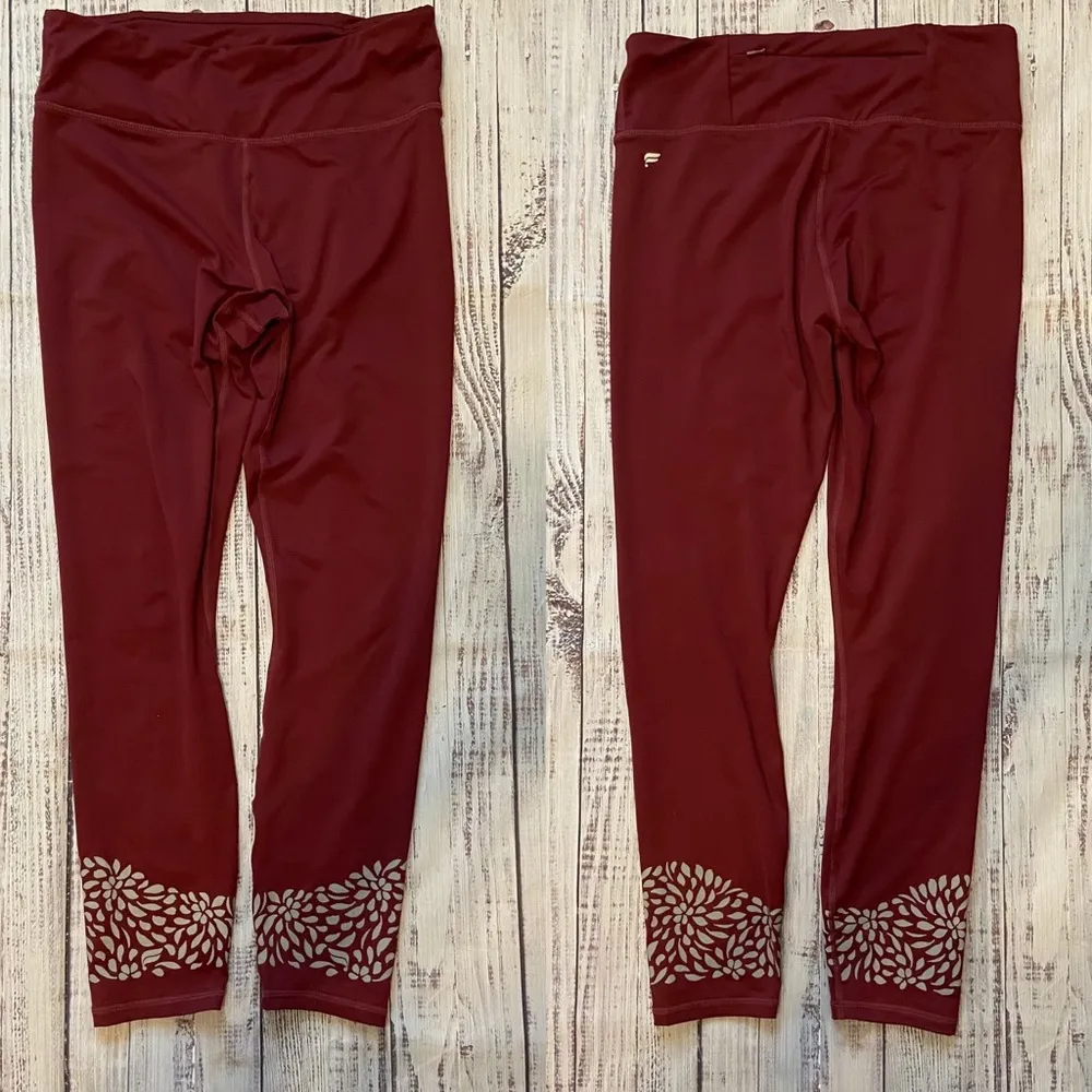 Fabletics Mid-Rise Reflective Powerlite 7/8 Leggings. Size Medium. EUC - Image 5