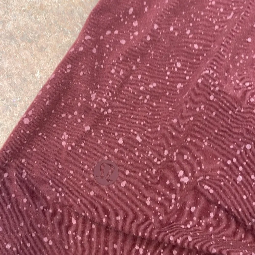 Lululemon open tie, black tank top, splattered pattern. Small. - Image 2