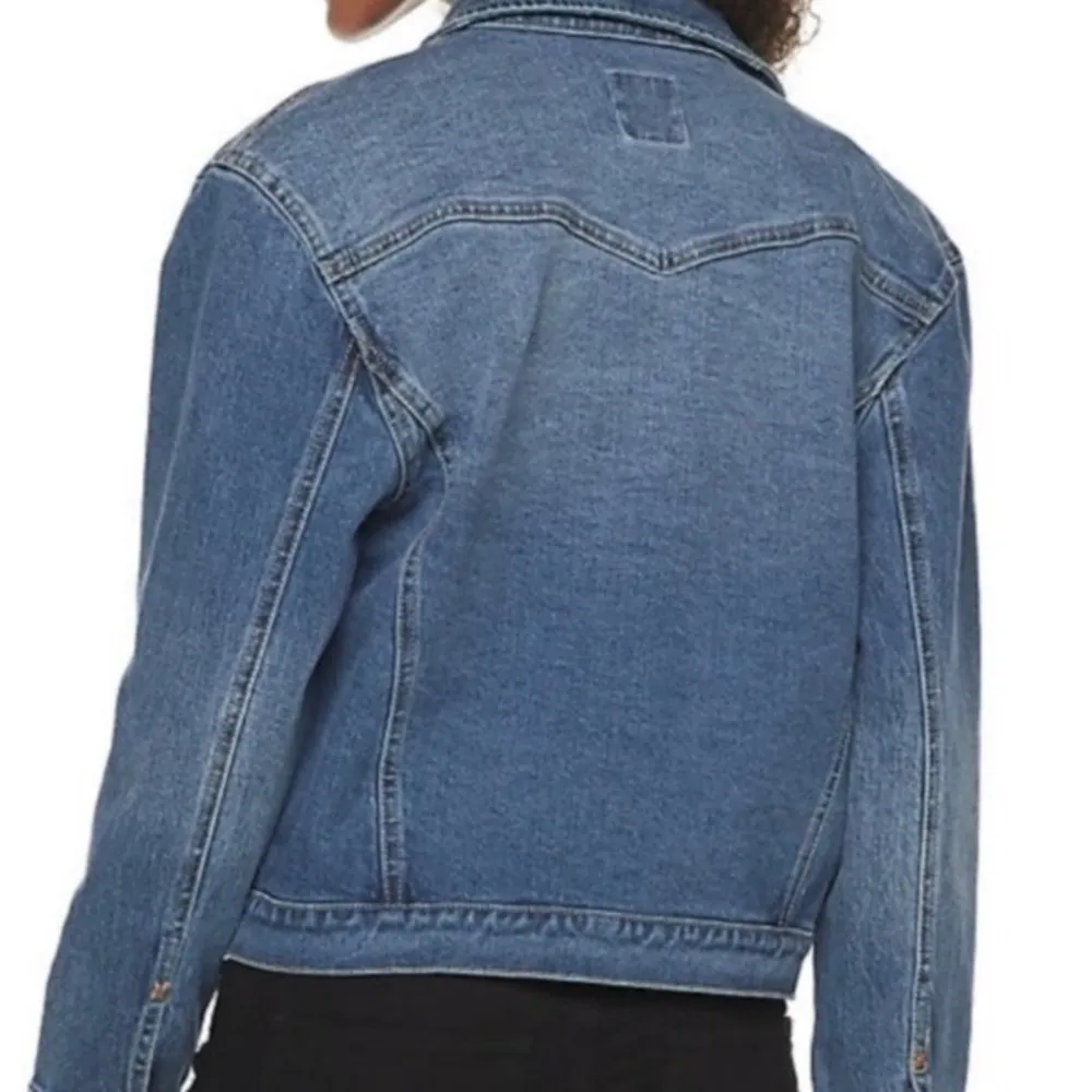 Candies‎ Y2K Style Denim Cropped Jacket Size Small Love Heart Lips Strawberry - Image 2