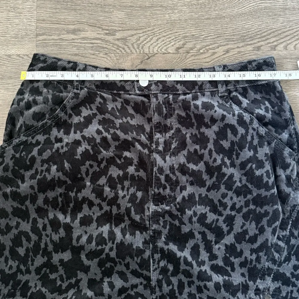 Anthropologie Pilcro Corduroy Mini Skirt Size 16 - Black/Gray Animal Print - NWT - Image 8