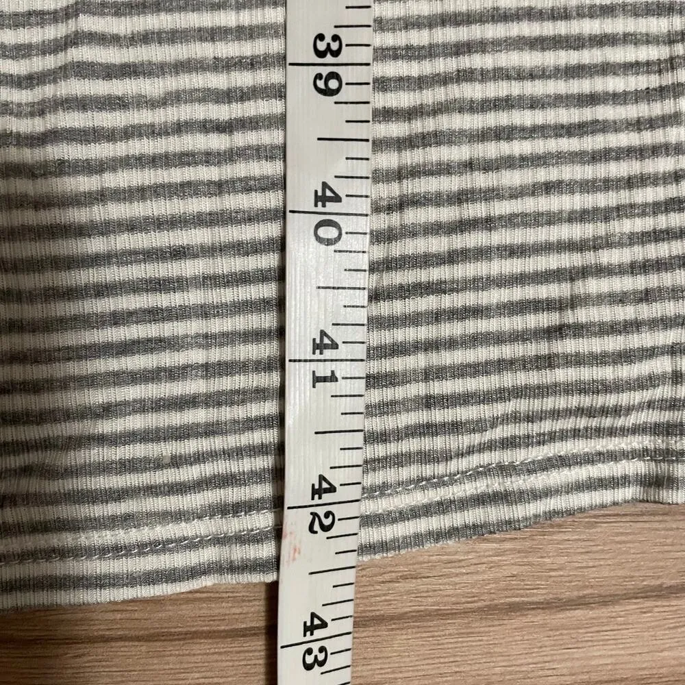 LuLaRoe Joy Long Vest Duster Cardigan Womens Small Sleeveless - Image 6