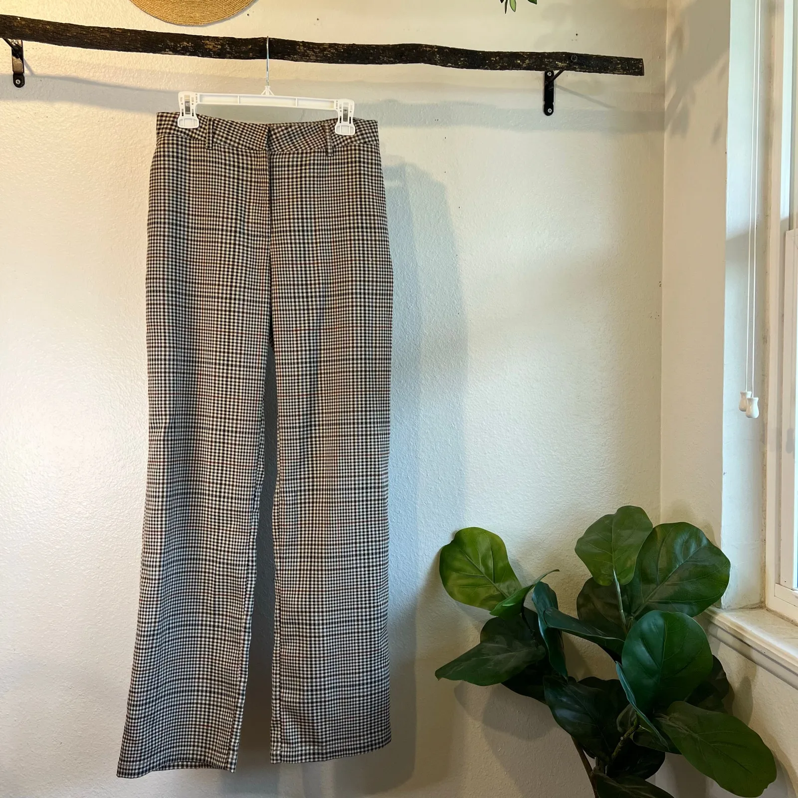 Lulu's Brown Plaid Print High Rise Flared Trouser Pants Size Medium - Image 2