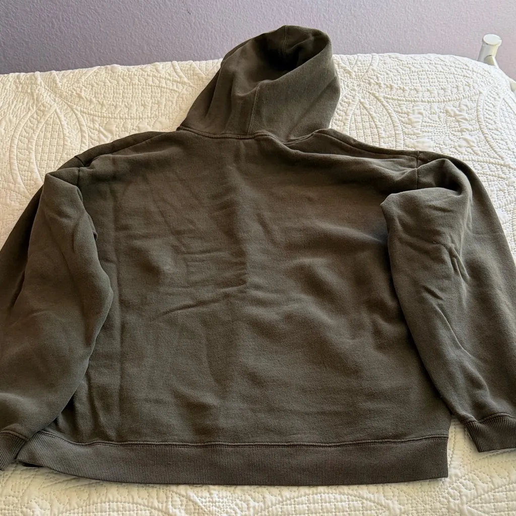 GAP Olive Green Hoodie - Image 4