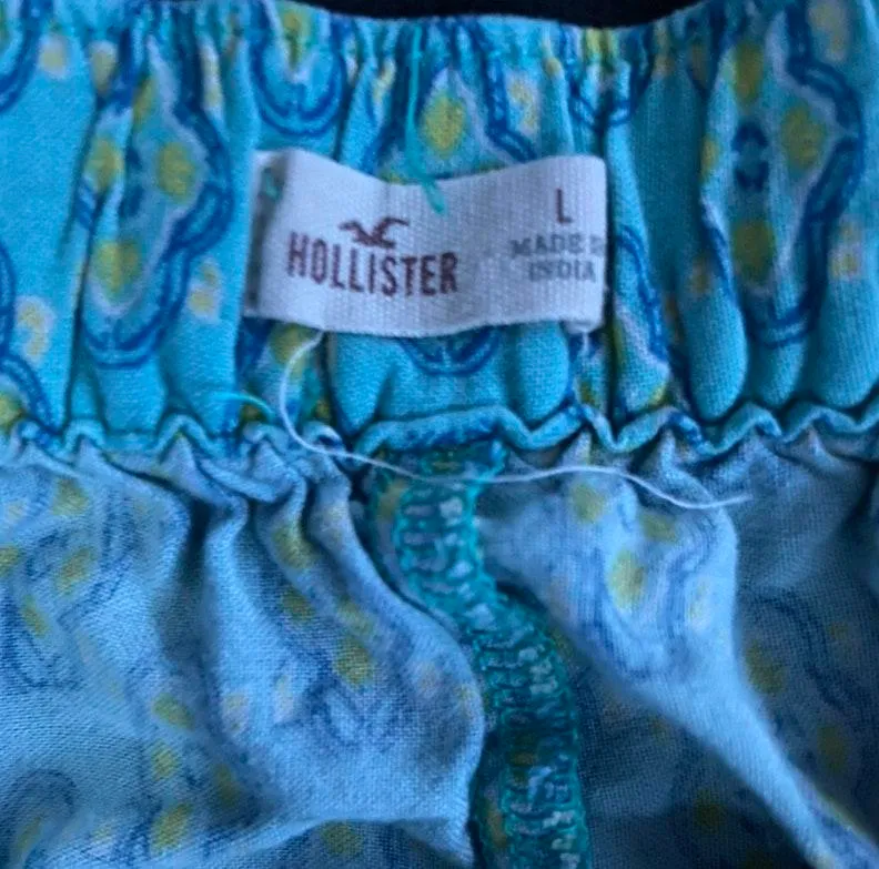 Hollister Loose Shorts - Image 2