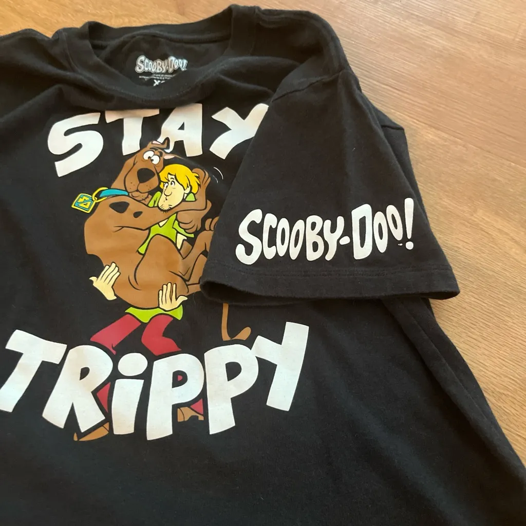Size XS Mystery Gang Scooby Doo Shaggy Black Cropped T Shirt Stay Trippy EUC - Image 4