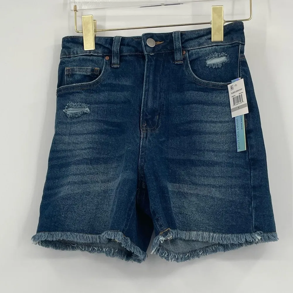Tinseltown Juniors' Distressed Denim Relaxed Mom Shorts in Blue Size 1 - Image 2