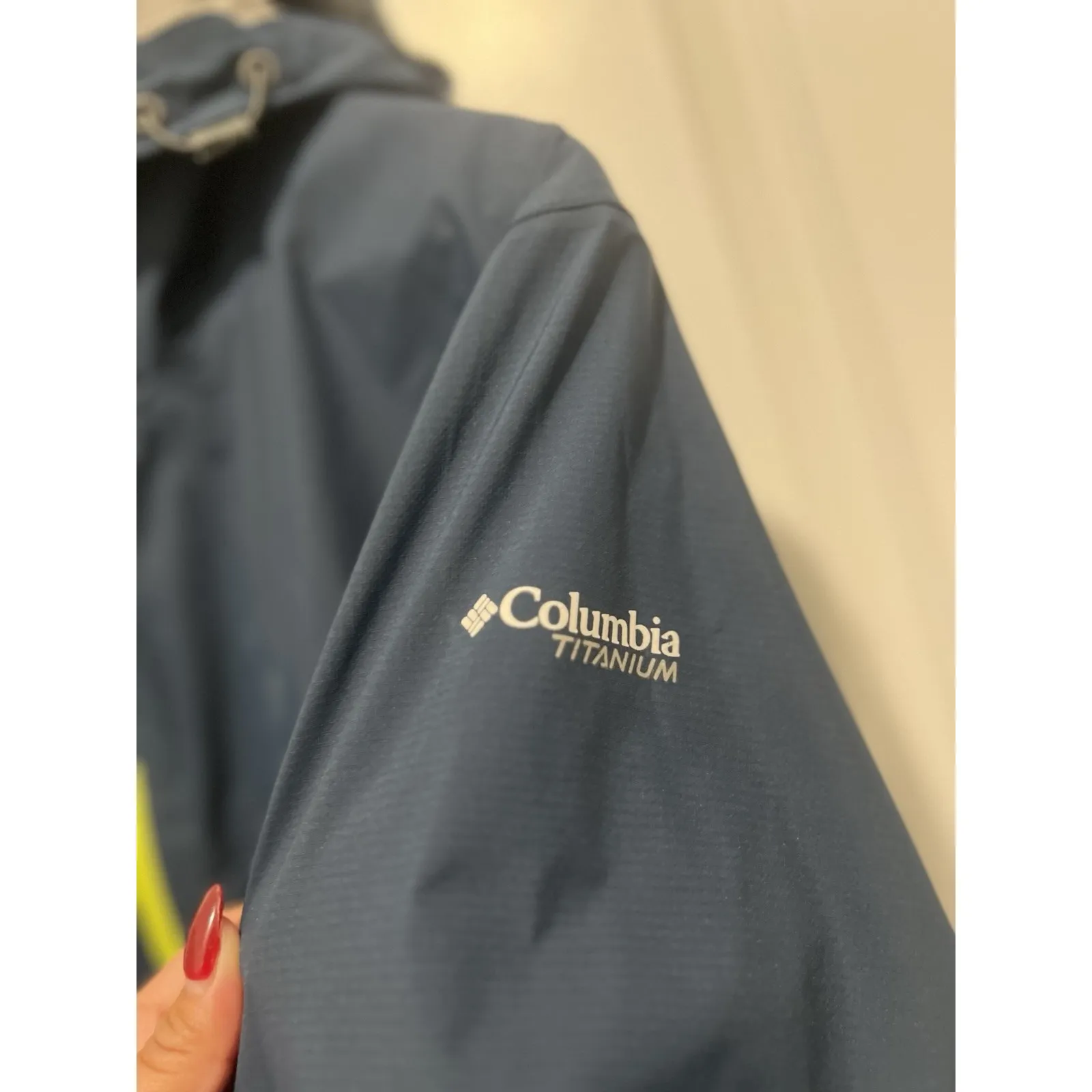 Columbia Titanium Womens Navy Backcountry Bandit Shell Hooded Zip Rain Jacket - Image 9