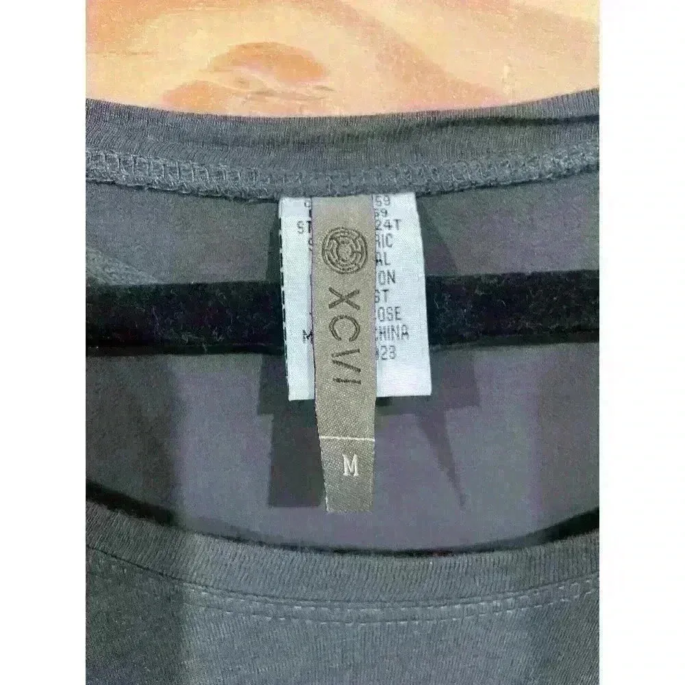 XCVI Hi/Low Modal Viscose Contrast Semi-Sheer Tunic, size medium - Image 4