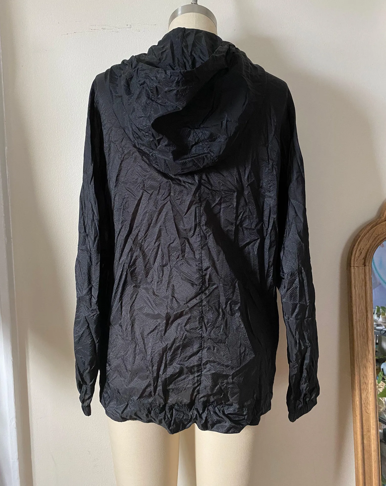 LF BSBW Windbreaker - Image 4