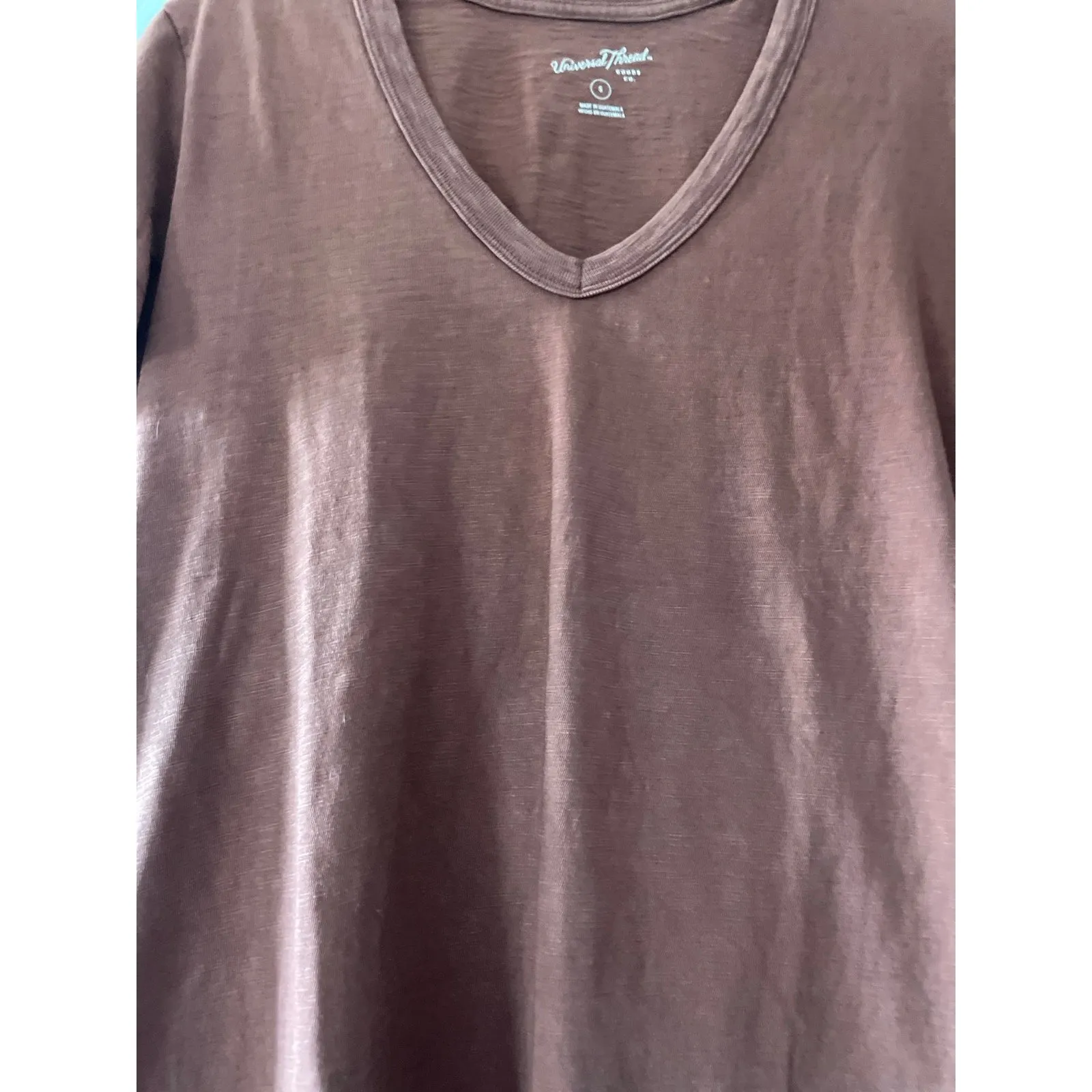 Universal Thread Women's Short Sleeve‎ V-Neck T-Shirt. - Image 3