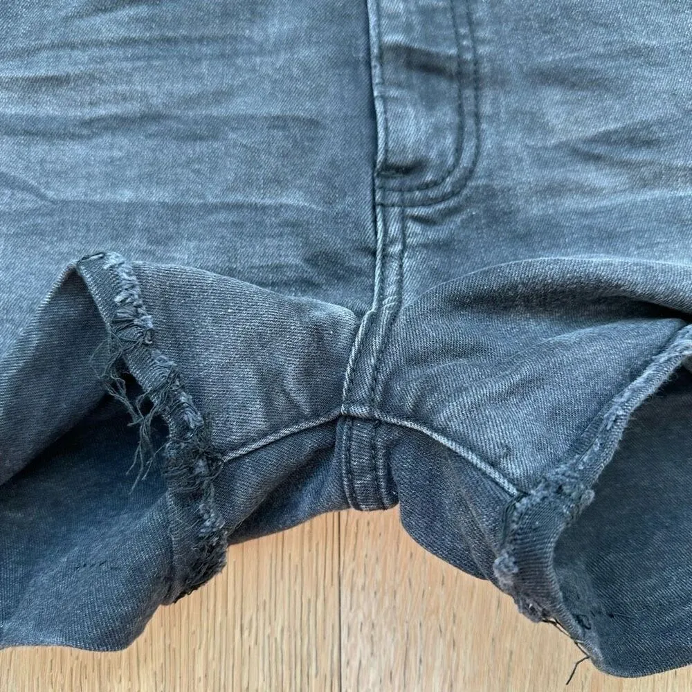 One X One Teaspoon Harlets Black High Rise Denim Cut Off Shorts Size 27 Medium - Image 4