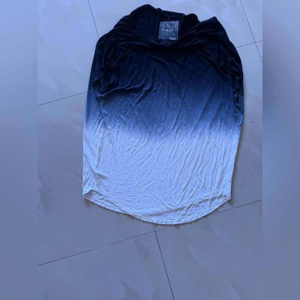 Black and White Muscle Tee with Textured Tank Top Style young fabulous & broke M Size M - Image 15