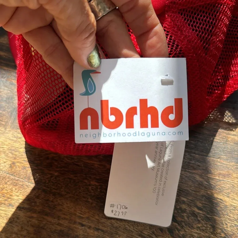 Artsy SnapBack hat from Laguna beach California museum of art brand new red - Image 8