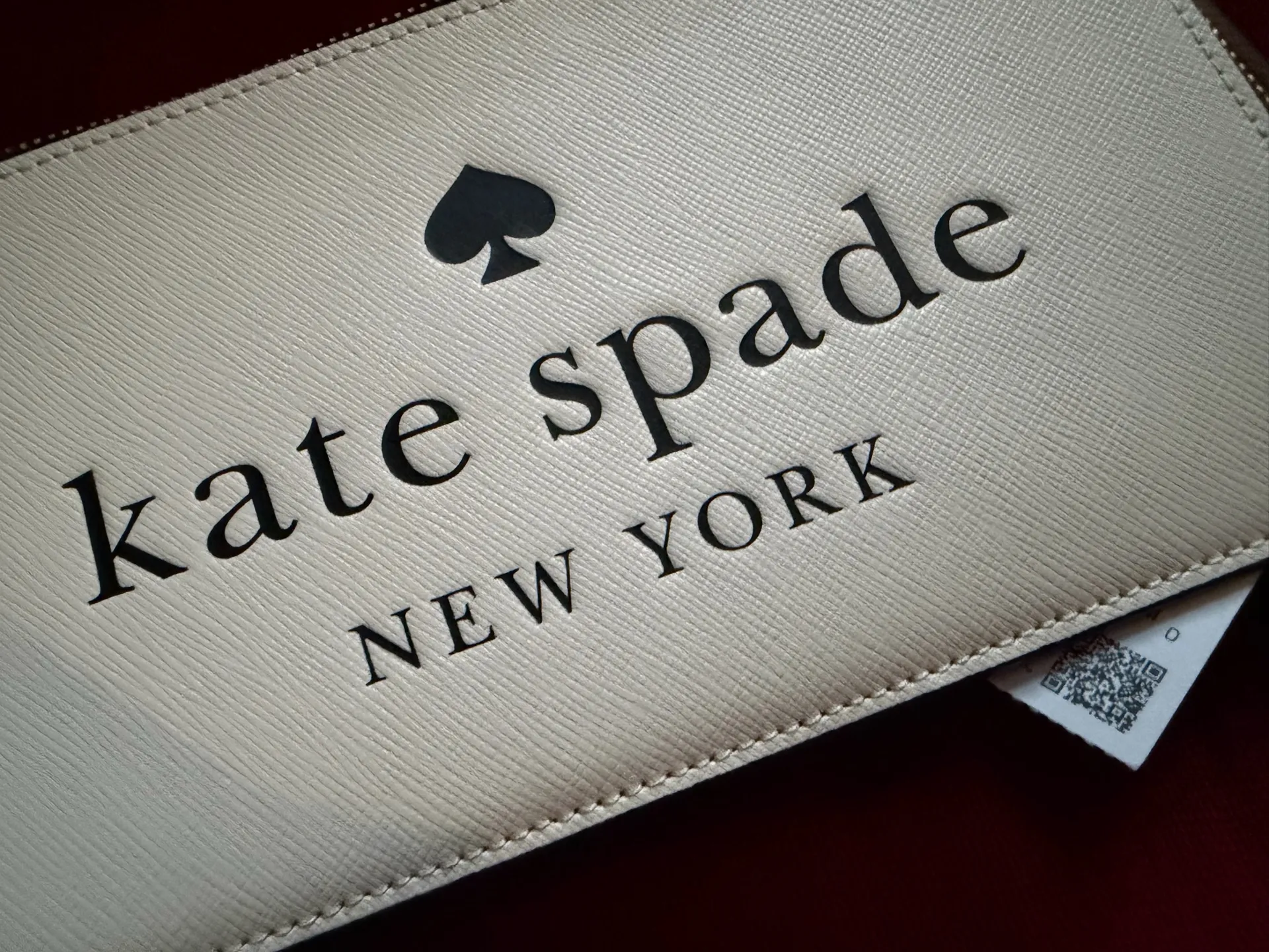 Kate Spade Lucy Medium L-zip Wristlet cream with Black Logo - Image 2