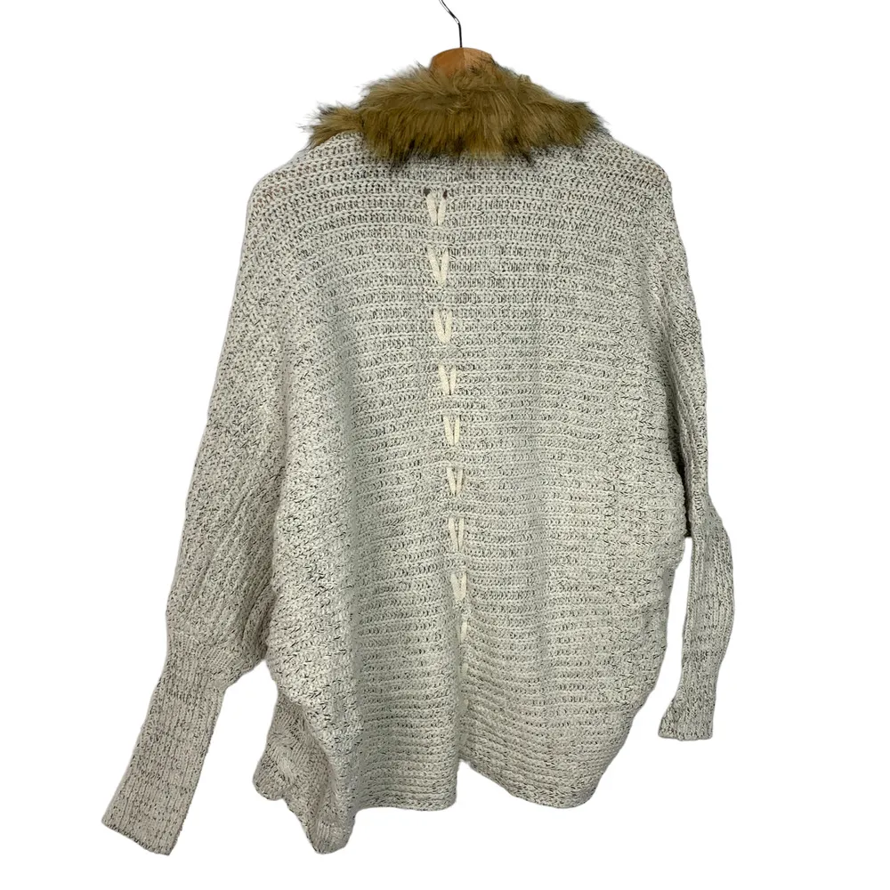 MILITARY HIPPIE Felicity Faux Fur Batwing Cardigan White Brown - Image 2