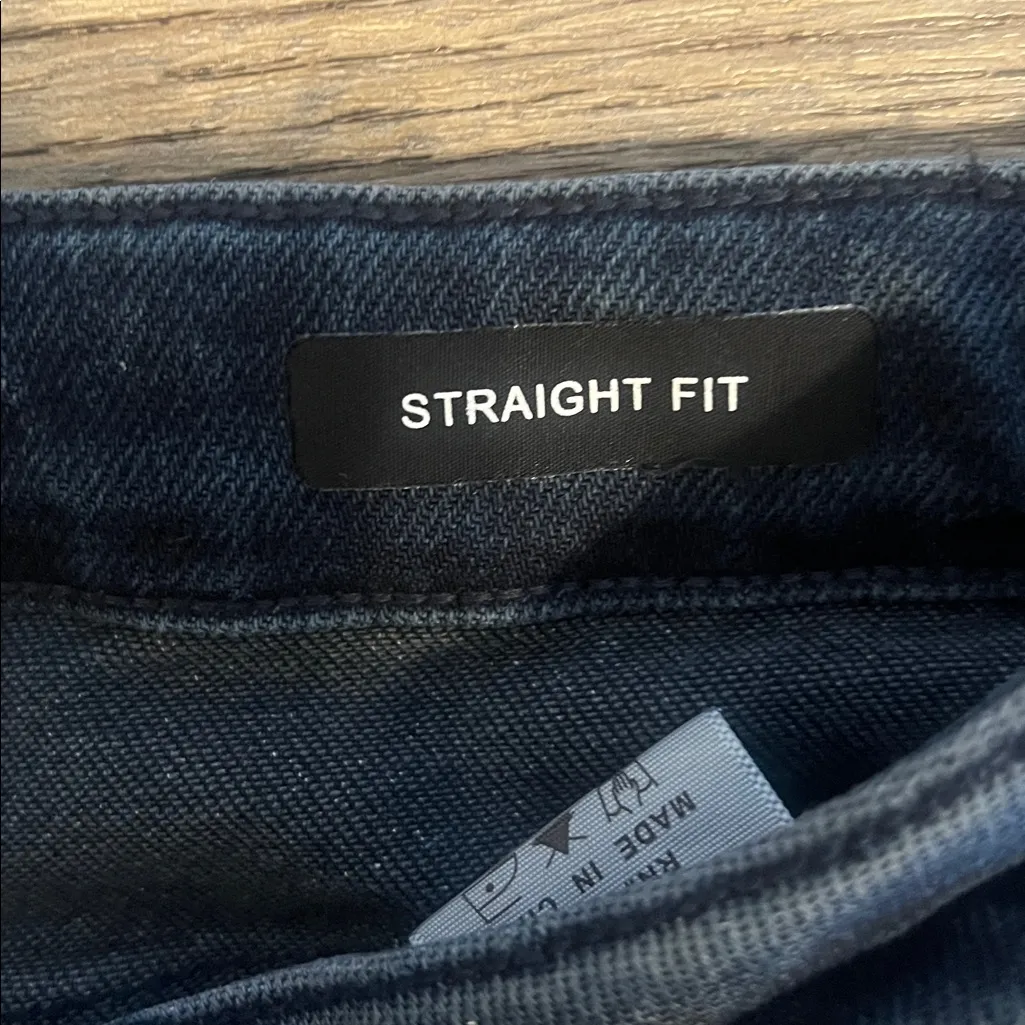 Judy Blue Straight Fit High Rise Button Up Black Wash  Jeans w/Raw Frayed Hem 30 - Image 4