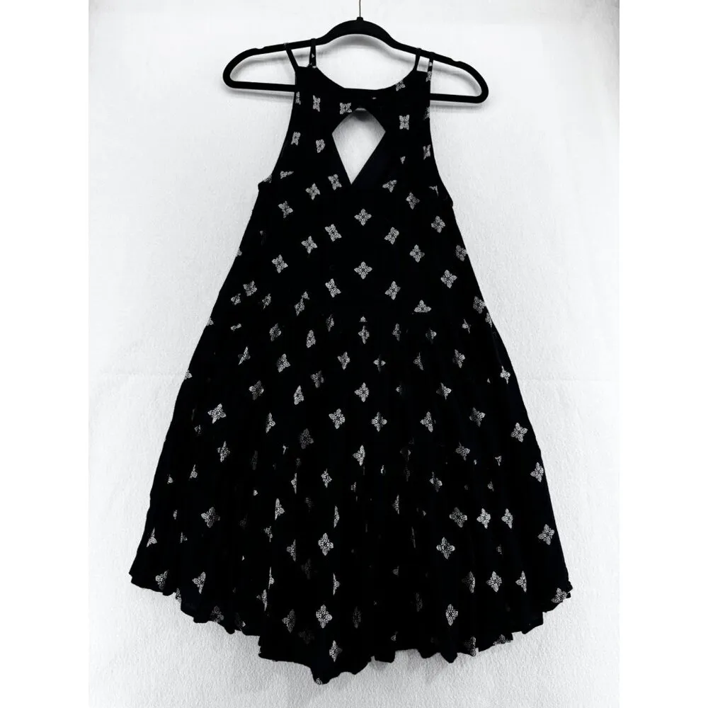 Free people little black sleeveless keyhold back flowy dress size m - Image 2