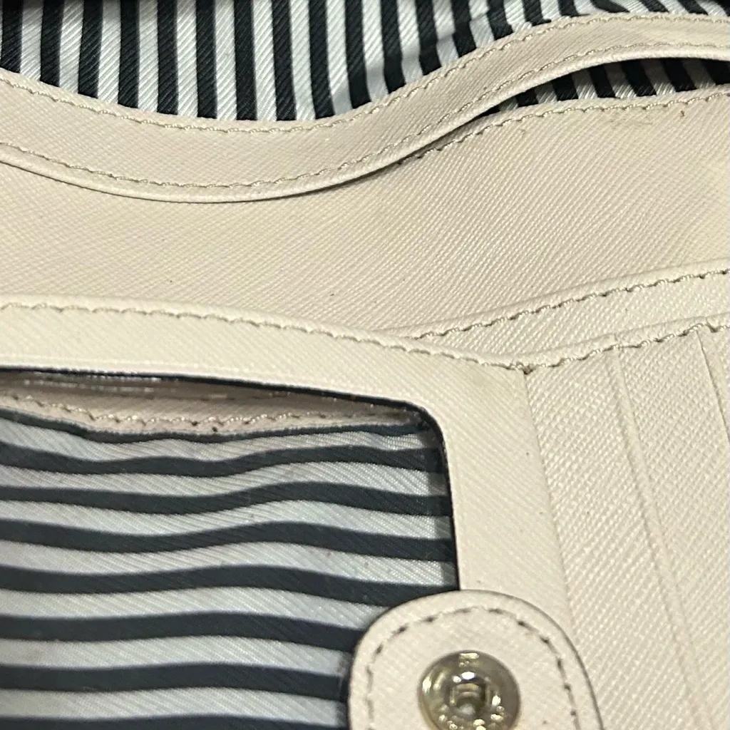 Kate Spade Black & Cream Wallet-Preowned-see wear in pics-Will heavily discount - Image 7