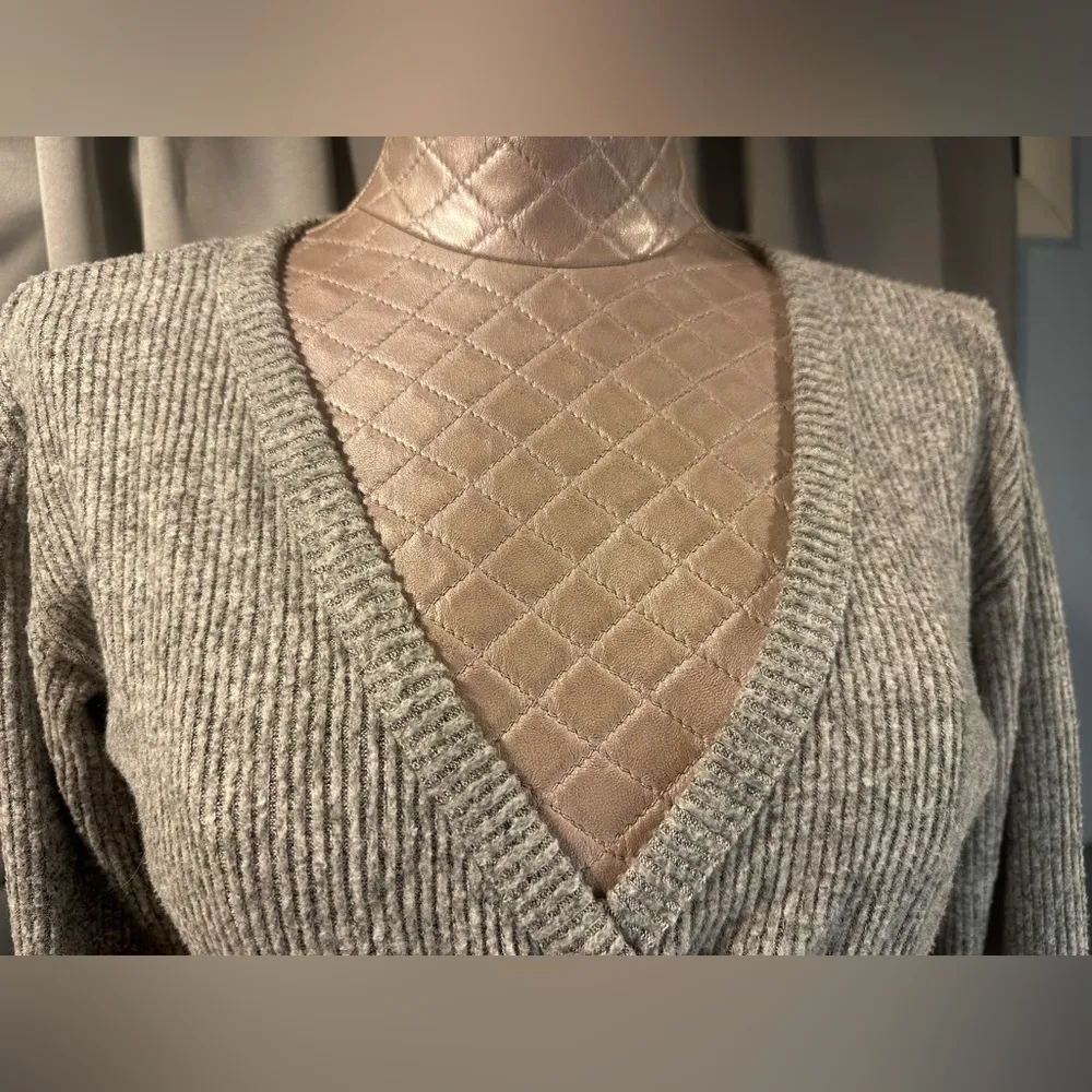 L*SPACE Freya Gray Ribbed Knit Crossover Surplice Wrap Top Women's Size XS - Image 3