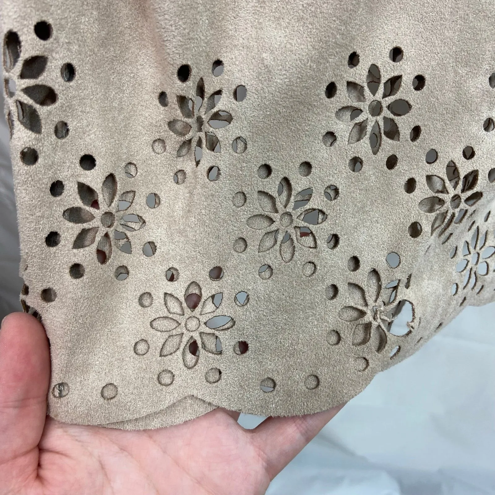 Alya Anthropologie women's tan faux suede cutout floral sleeveless stretch dress - Image 4