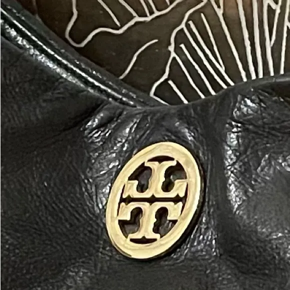 Tory Burch Large Black Leather Hobo Bag - Image 6