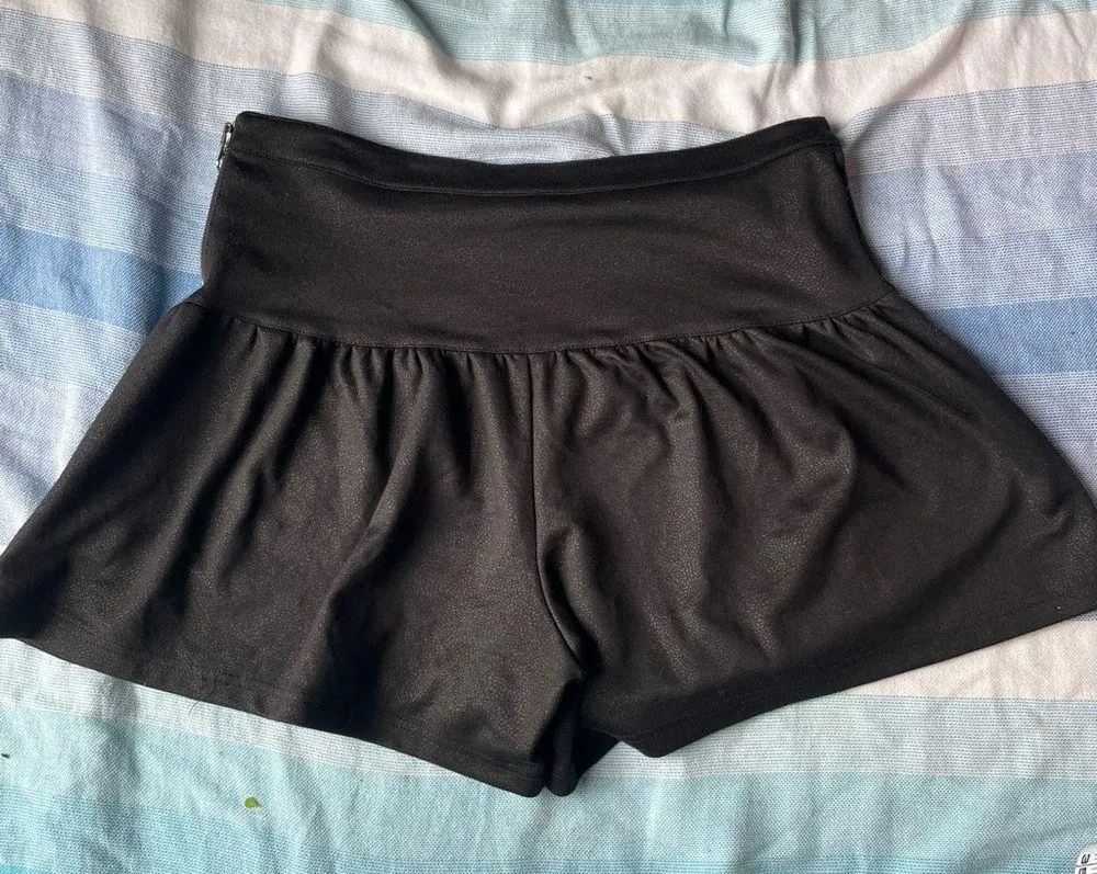 Free People High Waisted Knit Balloon Mini Shorts 6 - Image 6