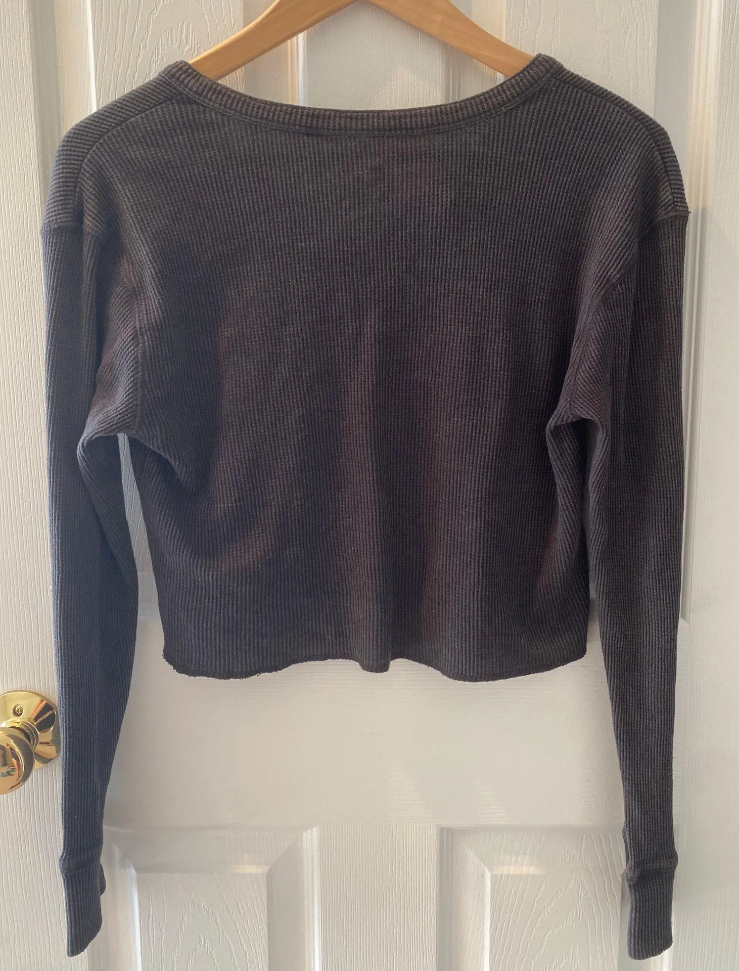 PacSun Black Cropped Top - Image 2